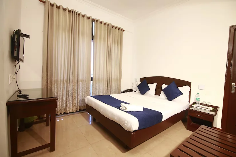 tucasa resort deluxe double room