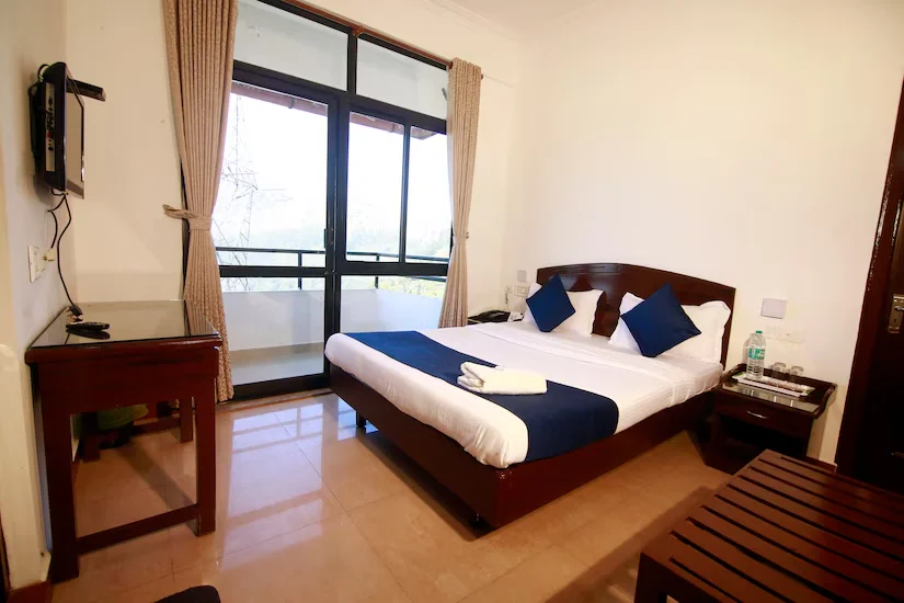 tucasa resort deluxe double room